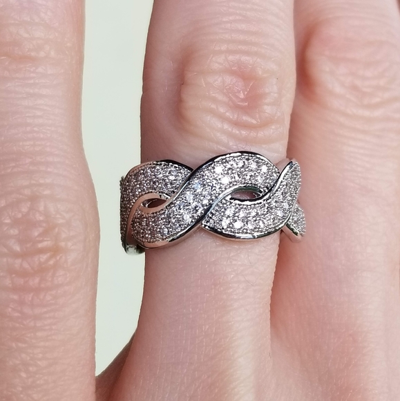 🆕️Sterling Silver-White Sapphire Infinity Ring - Picture 10 of 12